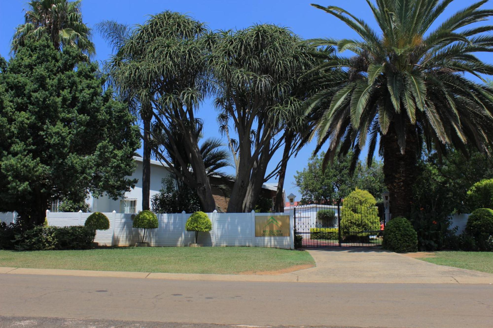 His Glory Guest House Vryheid Exteriér fotografie